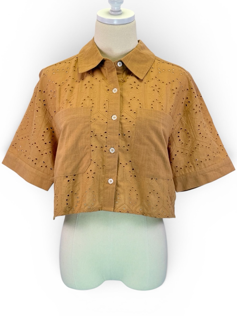 Avec Les Filles Eyelet Women’s Orange‎ Short Sleeve Crop Top Button Up Size M